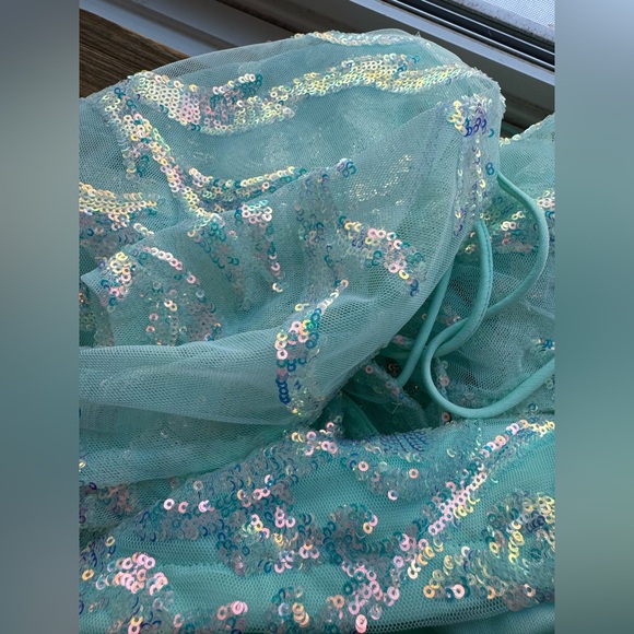 Lucy In The Sky Elly Flare Sleeve Sequin Homecoming Dress in Turquoise L - Picture 7 of 11